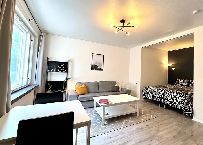 Quiet Haven - Fast Wifi, Functional Living, Remote Work, Doorstep Parking Helsinki
