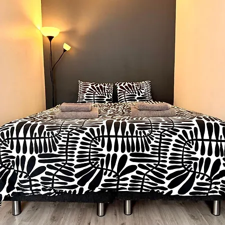 Quiet Haven - Fast Wifi, Functional Living, Remote Work, Doorstep Parking Apartmán Helsinky